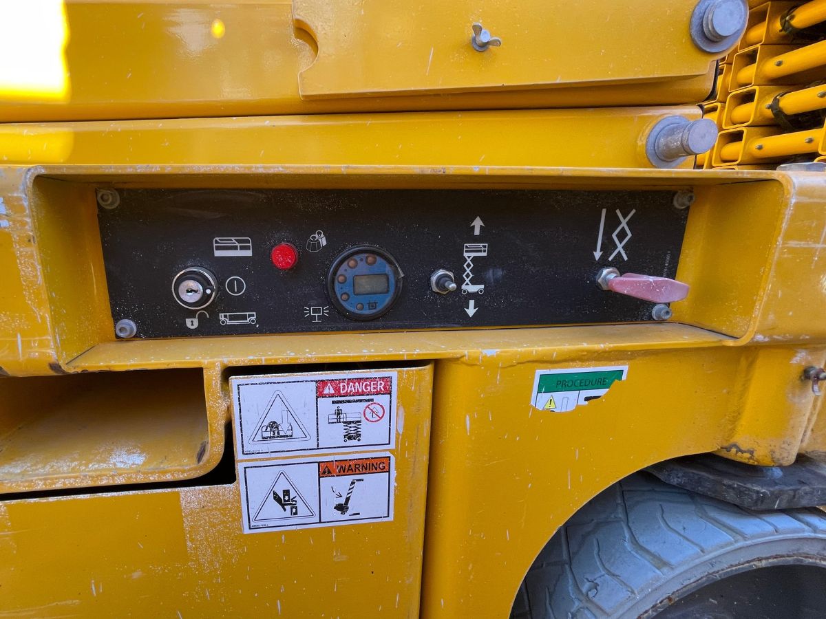 product image 3.