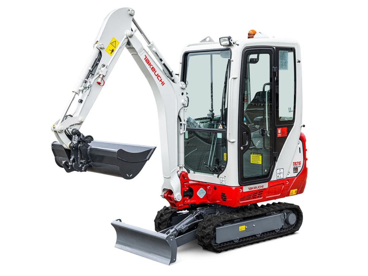 ESCAVATORE COMPATTO TAKEUCHI TB216 CAB - BRACCIO LUNGO - LAMA LUNGA -