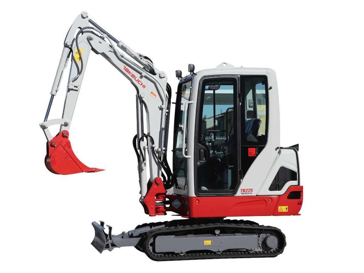 MINI ESCAVATORE TAKEUCHI TB225CAB CABINA