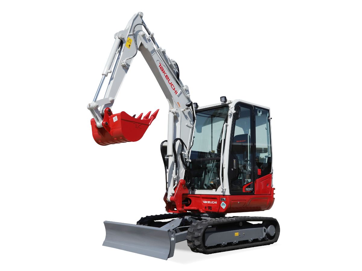 MINI ESCAVATORE CINGOLATO TAKEUCHI TB235-2 CABINA